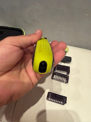 Philips OneBlade QP2520 + Custodia Rigida