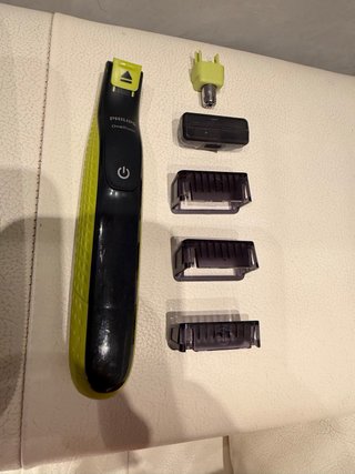 Philips OneBlade QP2520 + Custodia Rigida
