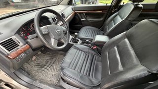 Opel Signum 2004