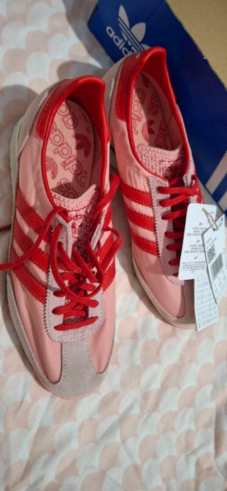 Zapatillas Adidas Mujer Rosa y Rojo