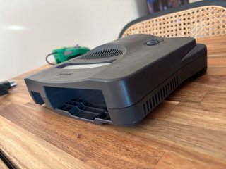 Nintendo 64 Nera + 2 Controller