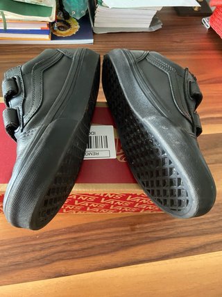 Zapatillas Vans Piel Negra Velcro Niños