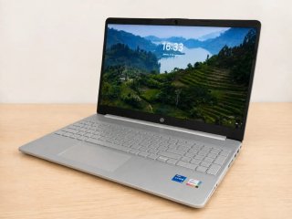 HP Portátil color plata