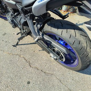 Yamaha MT-07 Naked Azul y Negra