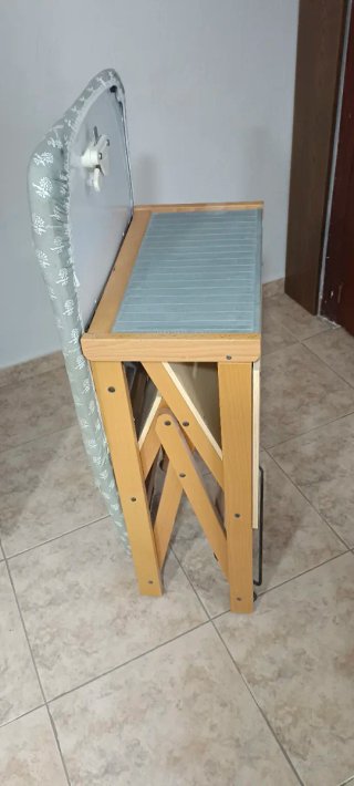 Tabla de planchar de madera plegable