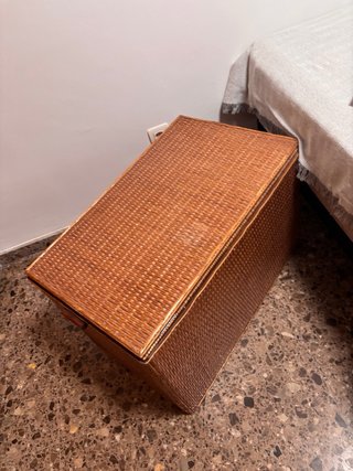 Baúl mimbre vintage madera