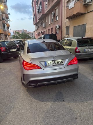 Mercedes-Benz Clase CLA 220d AMG line