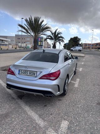Mercedes-Benz Clase CLA 220d AMG line