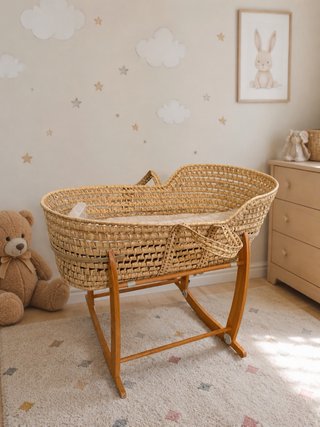 Moisés para bebé de mimbre con soporte