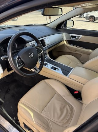 Jaguar XF 2015