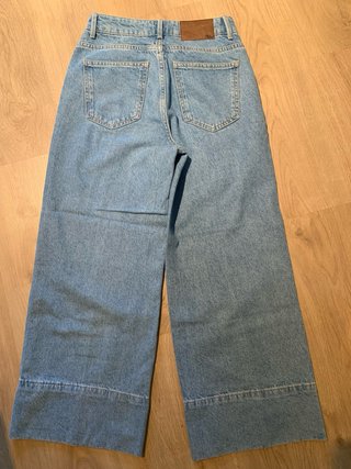 Pantalón Zara ancho con costuras Talla 34