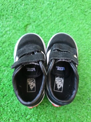 Zapatillas Vans Old Skool Niños Negro Velcro