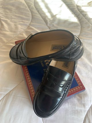 Zapatos de niño Reval de color azul marino oscuro