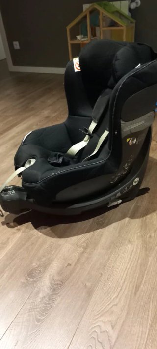Silla de coche negra