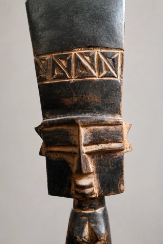 Figura africana Akua’ba Fante/Akan de Ghana