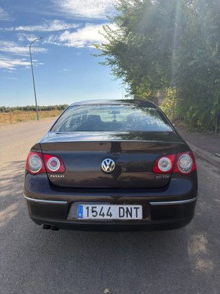 Volkswagen Passat 2006