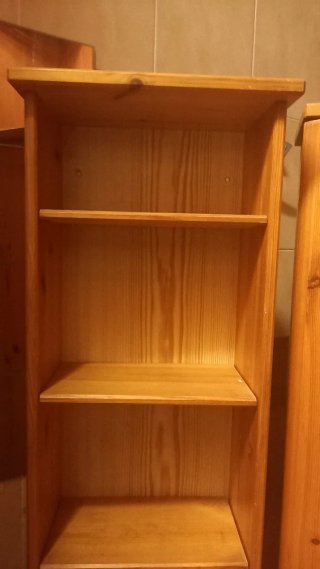 3 Mobiletti in legno con ante e cassetti