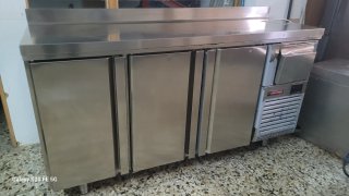 Mesa Fría 3 Puertas Infrico