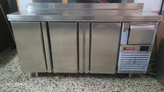 Mesa Fría 3 Puertas Infrico