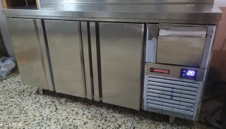 Mesa Fría 3 Puertas Infrico