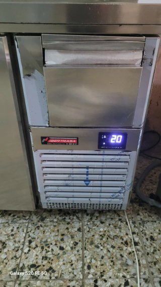 Mesa Fría 3 Puertas Infrico