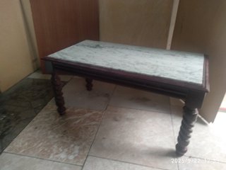Juego 2 mesas auxiliares mármol y madera