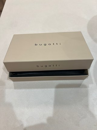 Monedero Bugatti Negro Piel Cremallera