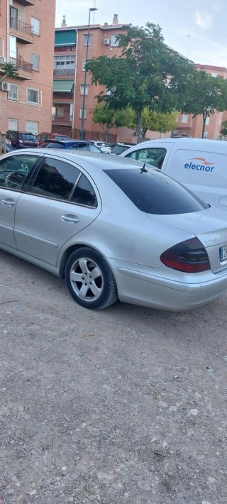 Mercedes-Benz Clase C 2004