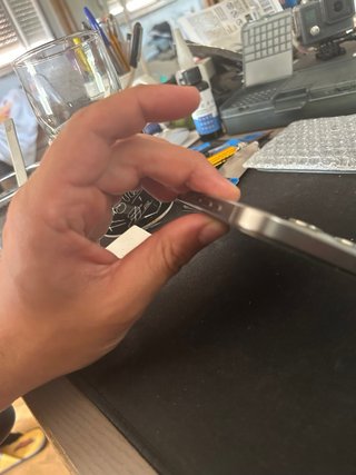 iPhone 15 Pro Gris - No Enciende