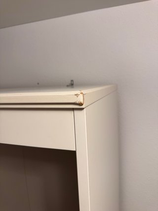 Guardaroba IDANÄS IKEA (segni di utilizzo)