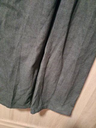 Pantalón Mango gris acampanado liso