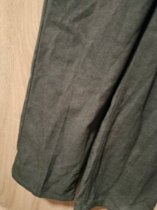 Pantalón Mango gris acampanado liso