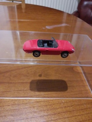 Modellino Alfa Romeo Spider Rosso 1/64