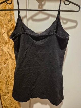 Camisola preta alças finas