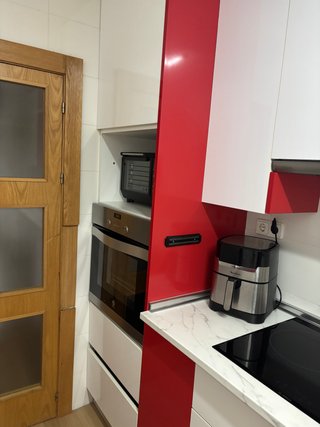 Cocina Completa Roja y Blanca