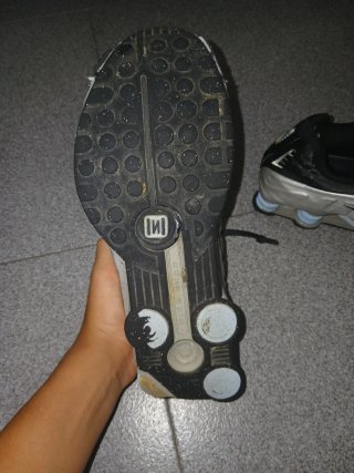 Nike Shox R4 gris y azul