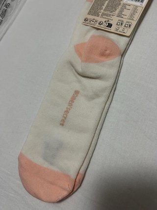 Calcetines beige/rosa talla única.