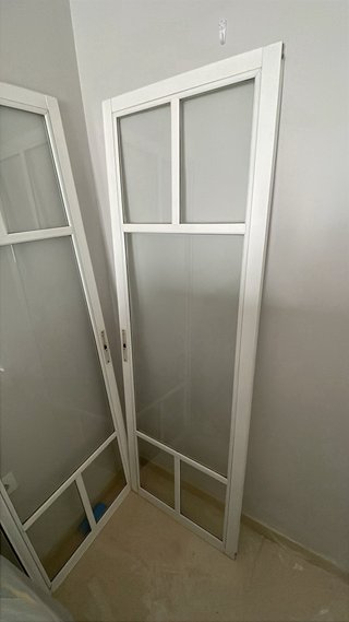 URGE VENTA! Balconera corredera aluminio