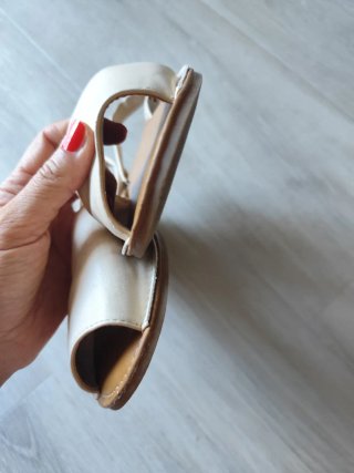 Sandalo/ciabatta panna/beige
