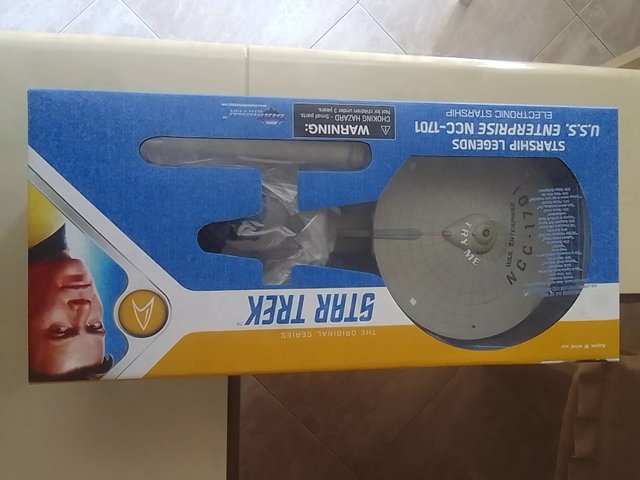 Star Trek U.S.S. Enterprise NCC-1701