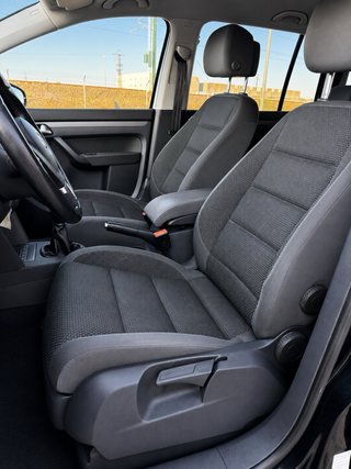 Volkswagen Touran 1.6 Tdi 105cv 2014