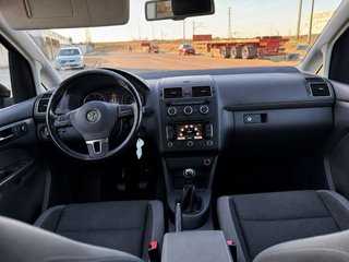 Volkswagen Touran 1.6 Tdi 105cv 2014