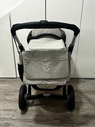 Carrito de bebé beige
