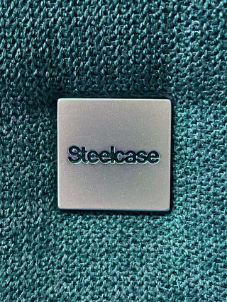 Silla Ergonómica Steelcase Please 2 brazos 3D
