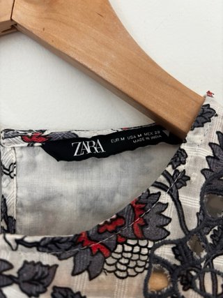 Blusa Zara Estampada Talla M
