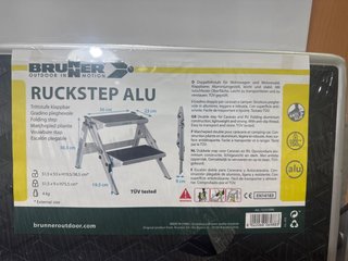 Escalón Plegable Doble Caravana/RV