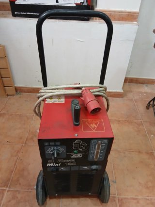 Soldadora Sol Car Mini 180 en perfecto estado