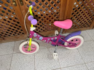 Bicicleta infantil rosa y morada