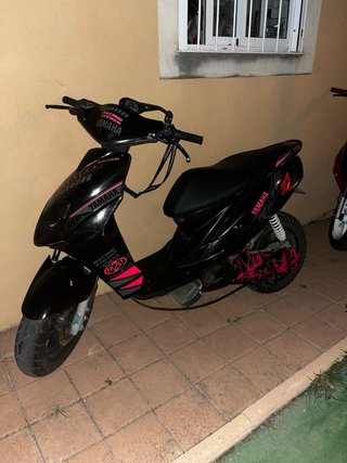 Yamaha Jog RR Negra