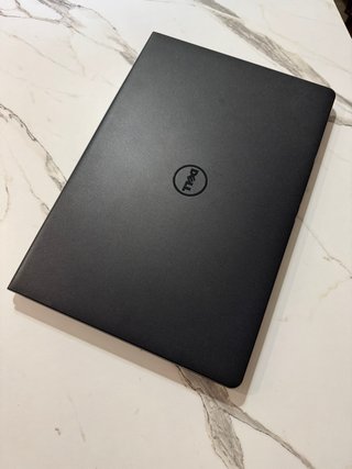 Portátil Dell Inspiron 15 Intel i5 SSD